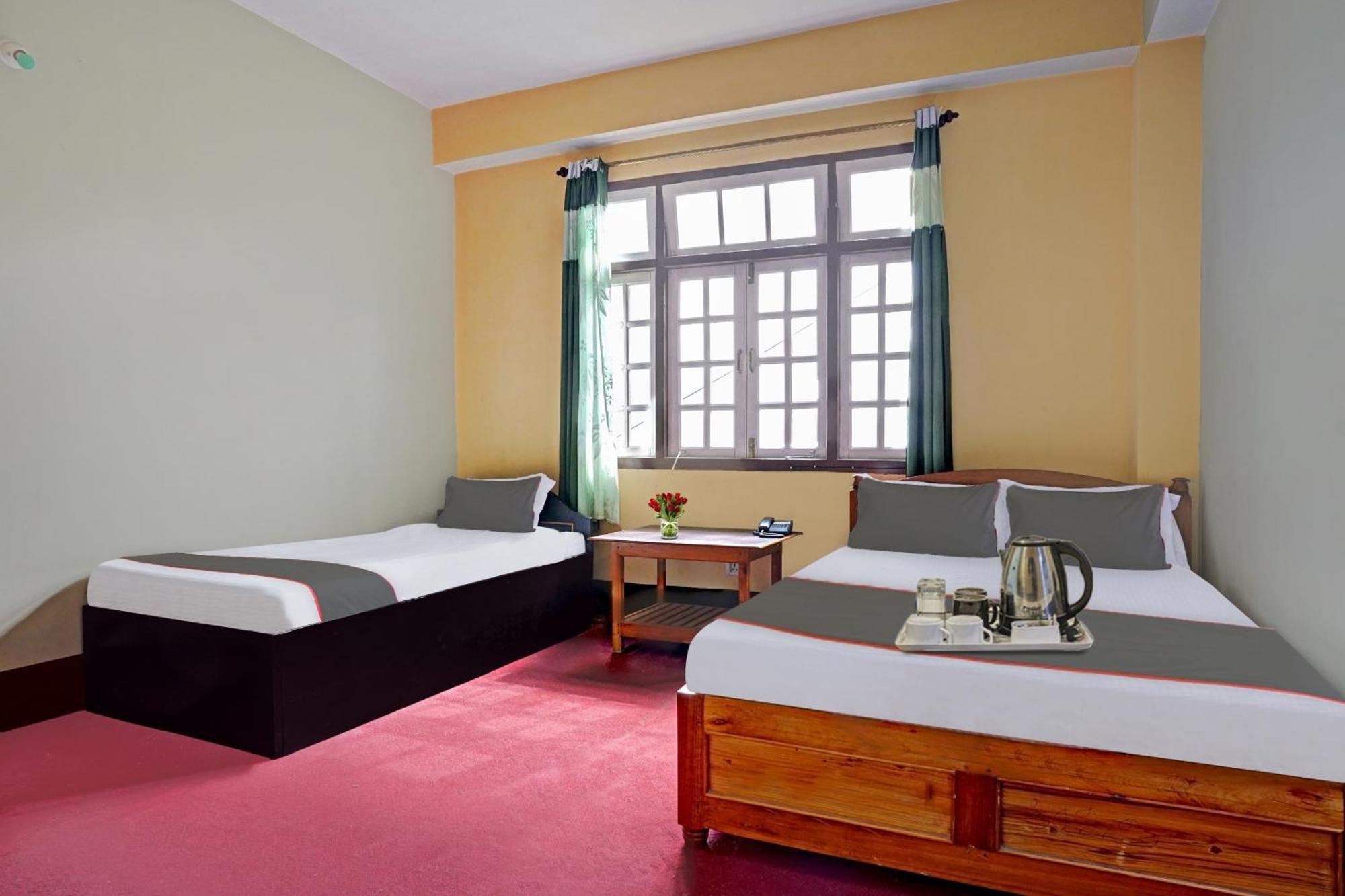 Capital O Basera Resort Padamchen Kültér fotó
